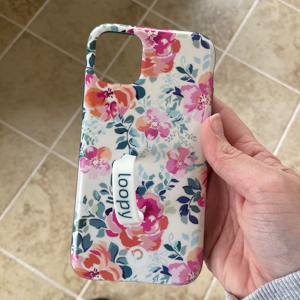 iPhone 11 Loopy Case